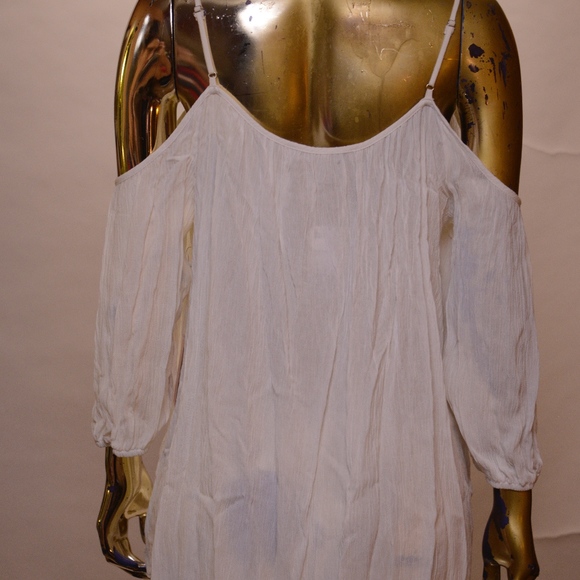 Forever 21 - off the shoulder top - NWT - Picture 3 of 3